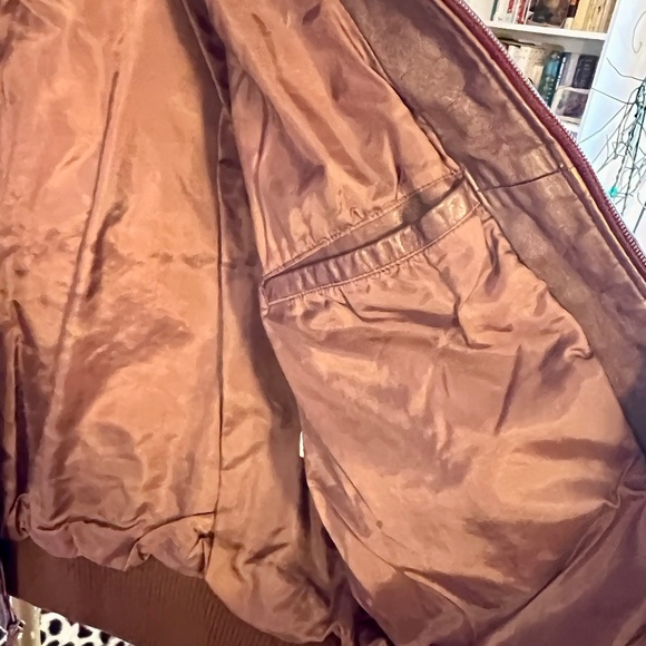 Vintage Maroon Leather Member's Only Style Jacket - Picture 13 of 13